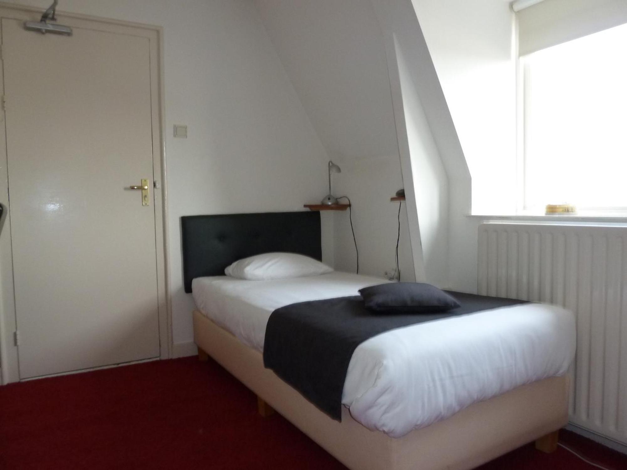 Hotel Centraal Harlingen Habitación foto